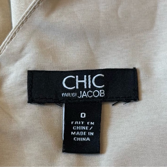 CHIC by Jacob Elegant Cream and Black Dress, Size 0 - Picture 8 of 8